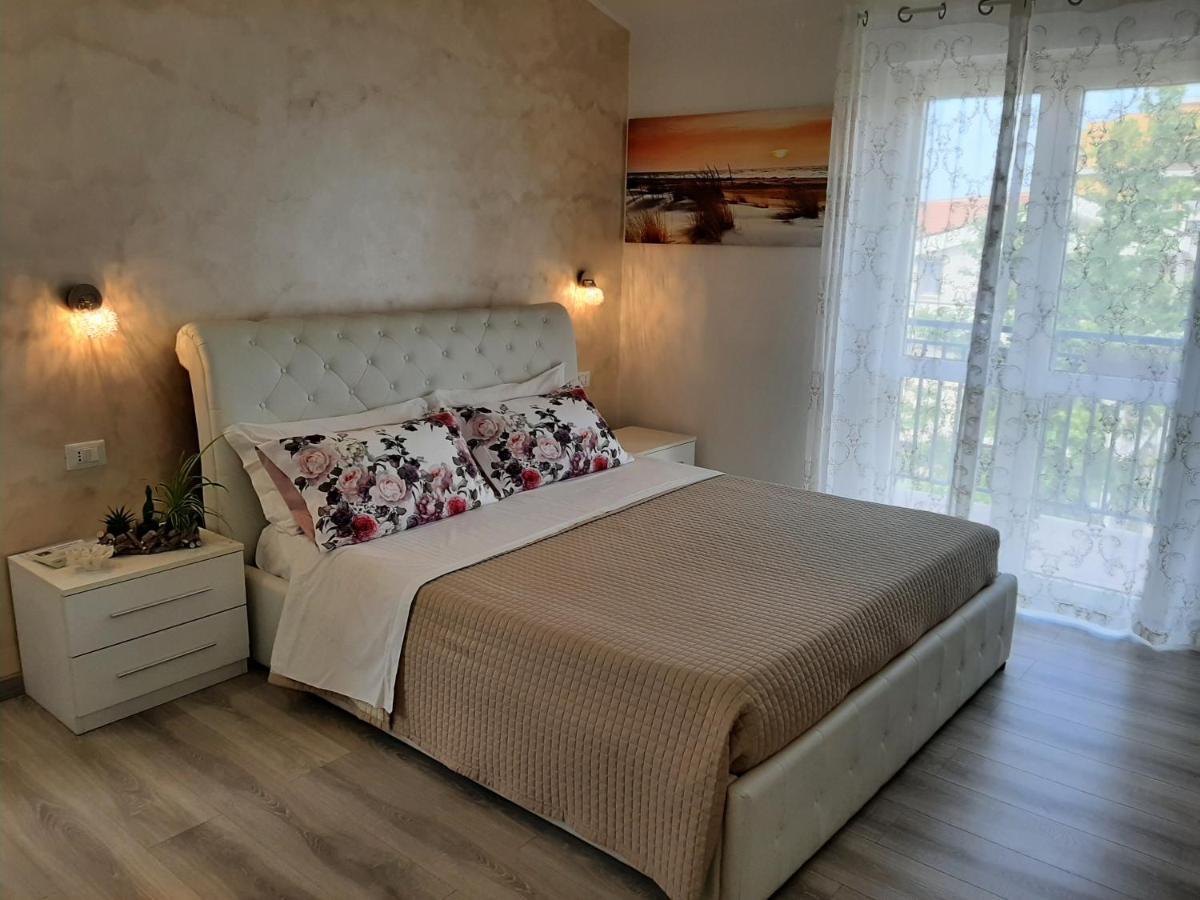 Viola Di Mare Rooms And Parking Térmoli Exterior foto