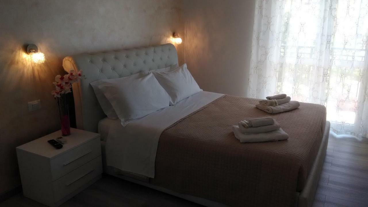 Viola Di Mare Rooms And Parking Térmoli Exterior foto